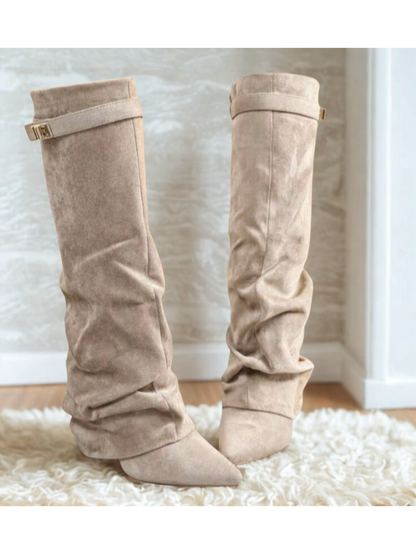 Divaura Suede Boots™