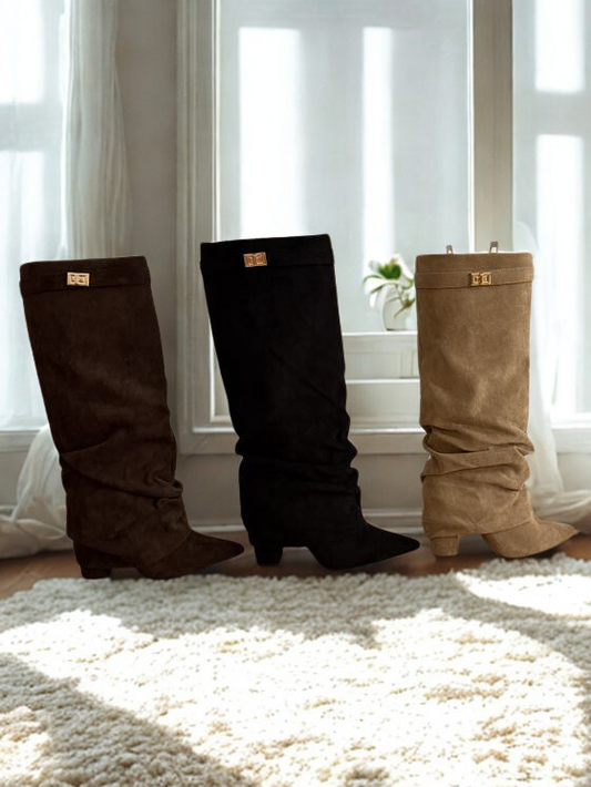 Divaura Suede Boots™