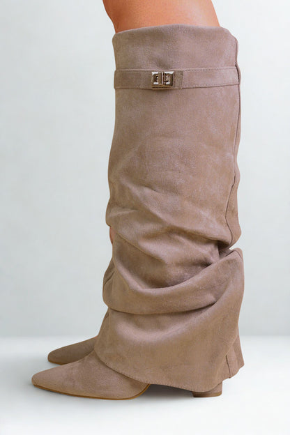 Divaura Suede Boots™